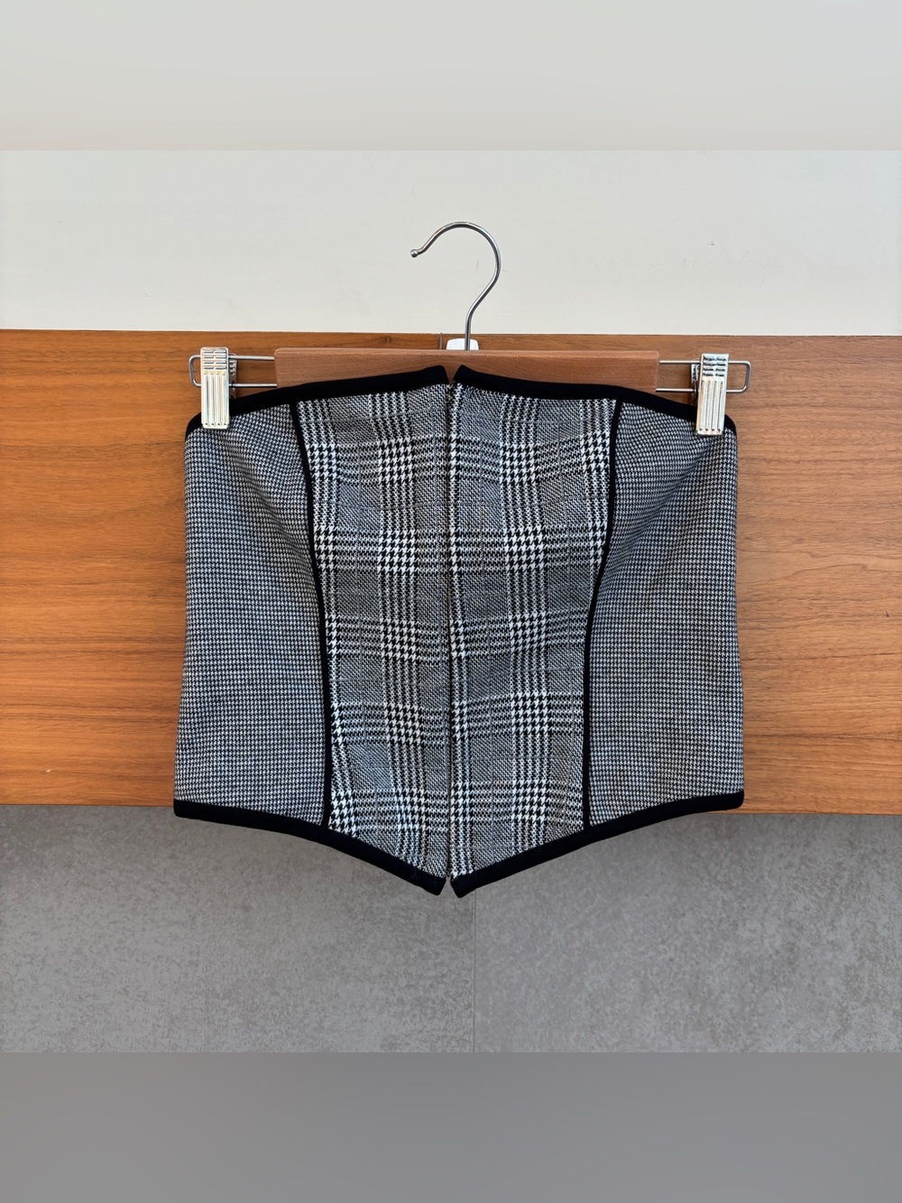H:ours strapless corset top, Size M